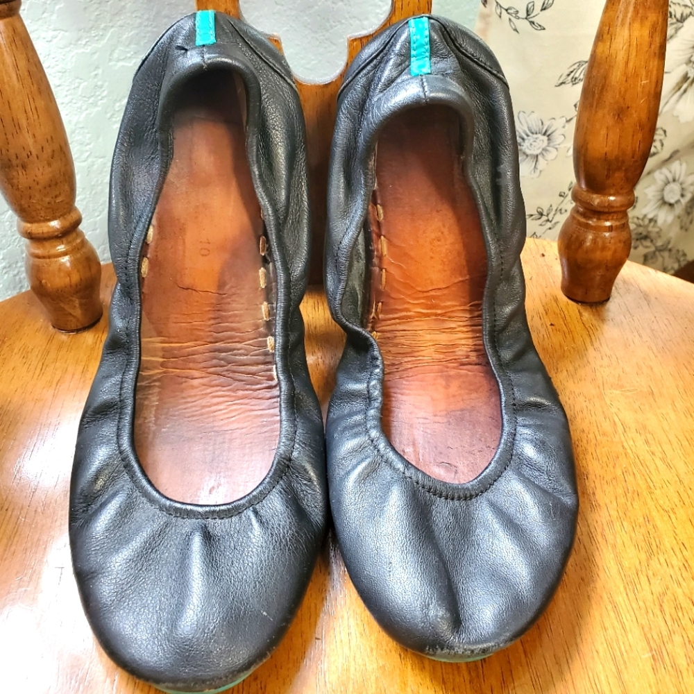 Black Tieks
